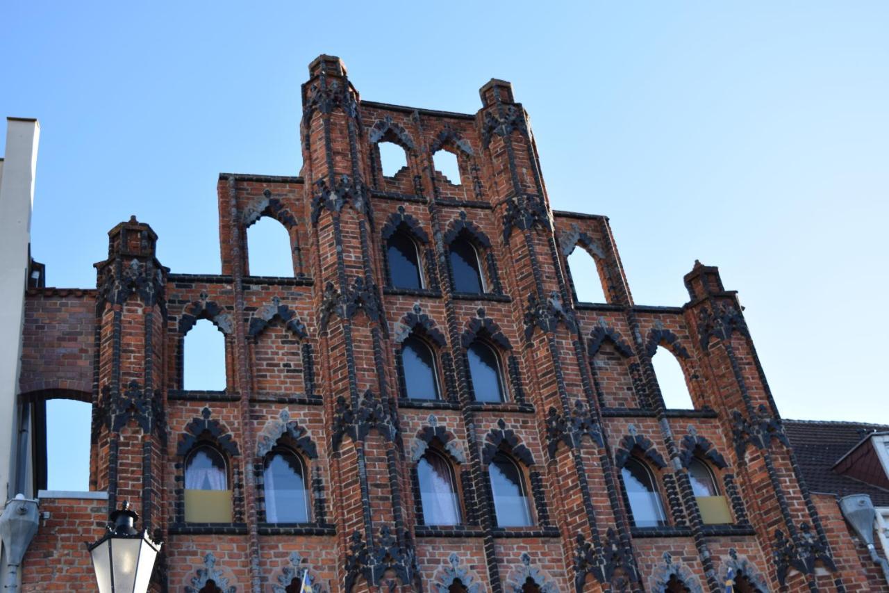 Altstadt Luebsche Strasse Wißmar Exteriér fotografie